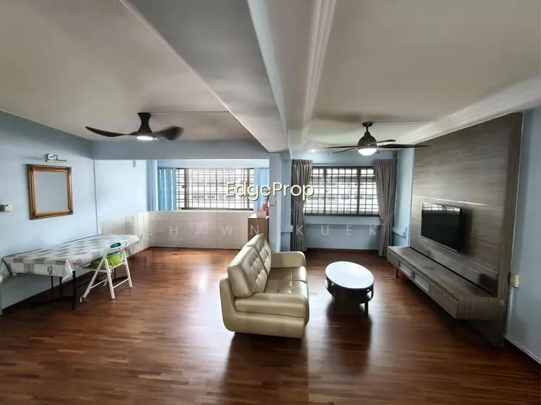 496D Tampines Avenue 9 image 1 of 10