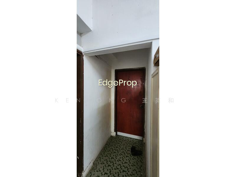 GEYLANG ROAD photo 5