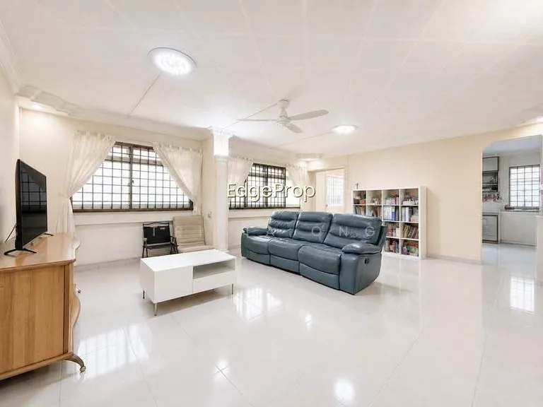 188 Pasir Ris Street 12 image 1 of 10