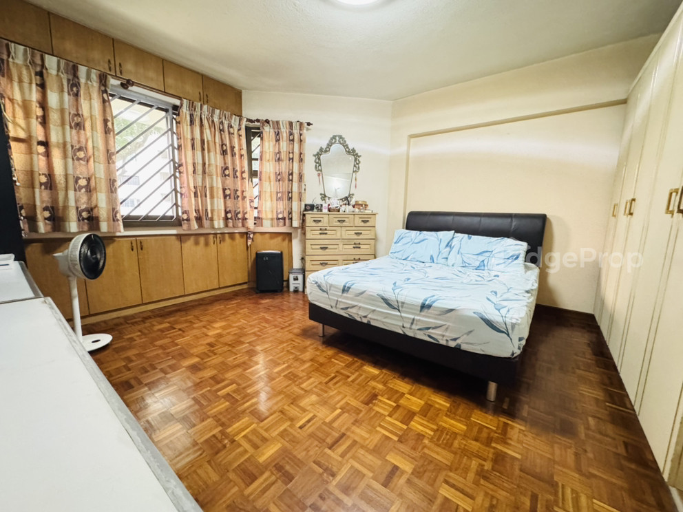 IVORY HEIGHTS photo 4