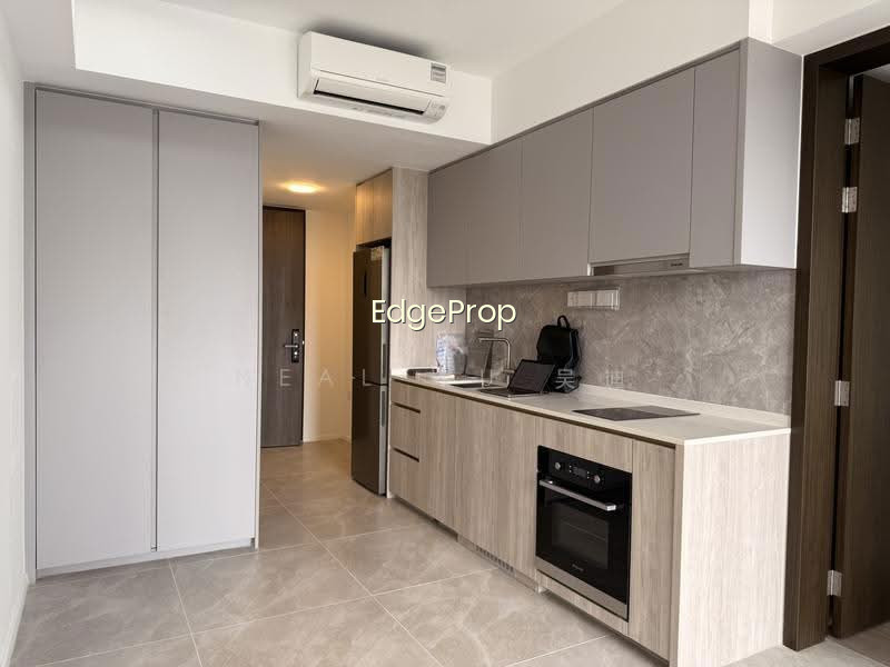 AMO RESIDENCE image 1 of 10