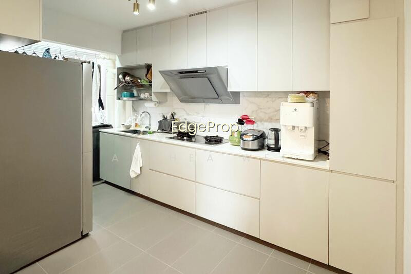 26A SAINT GEORGE'S LANE photo 4