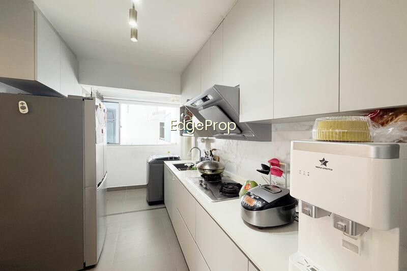 26A SAINT GEORGE'S LANE photo 5