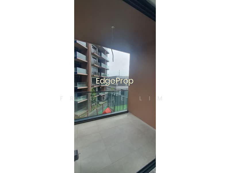 FOURTH AVENUE RESIDENCES photo 3