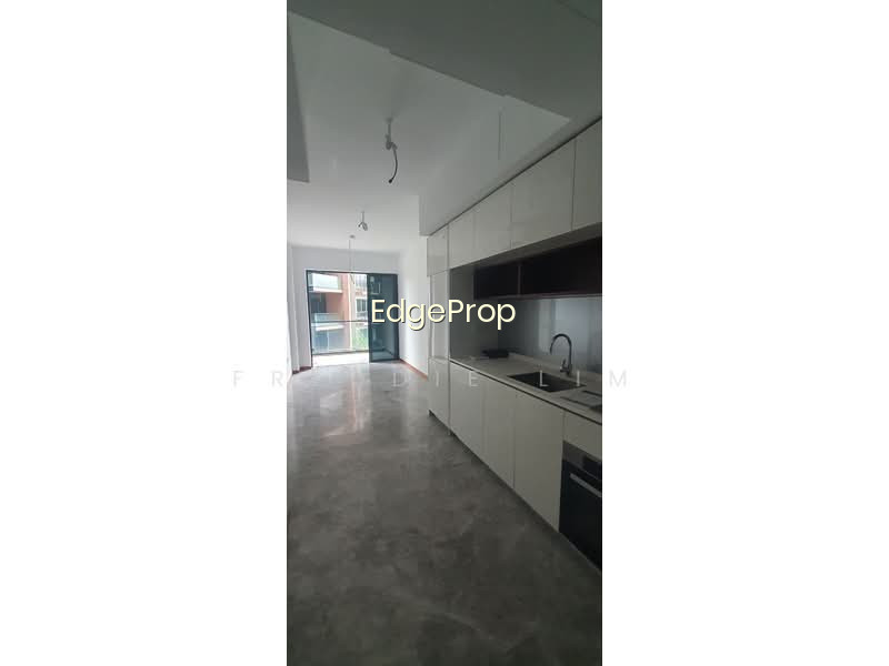 FOURTH AVENUE RESIDENCES photo 4