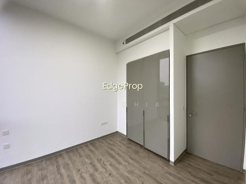 ROBIN RESIDENCES photo 4