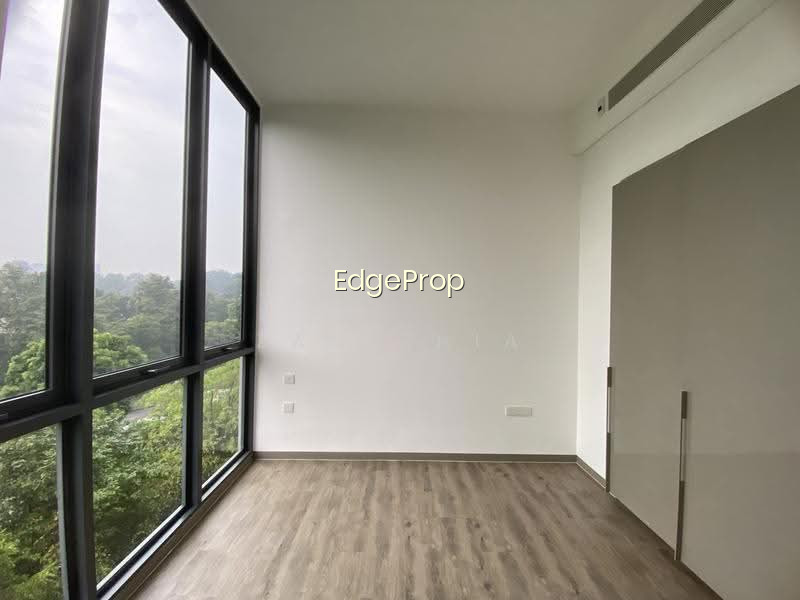 ROBIN RESIDENCES photo 5