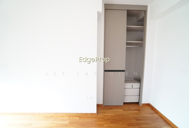 THE POIZ RESIDENCES photo 3