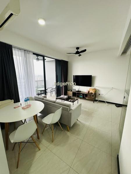 GEM RESIDENCES photo 3