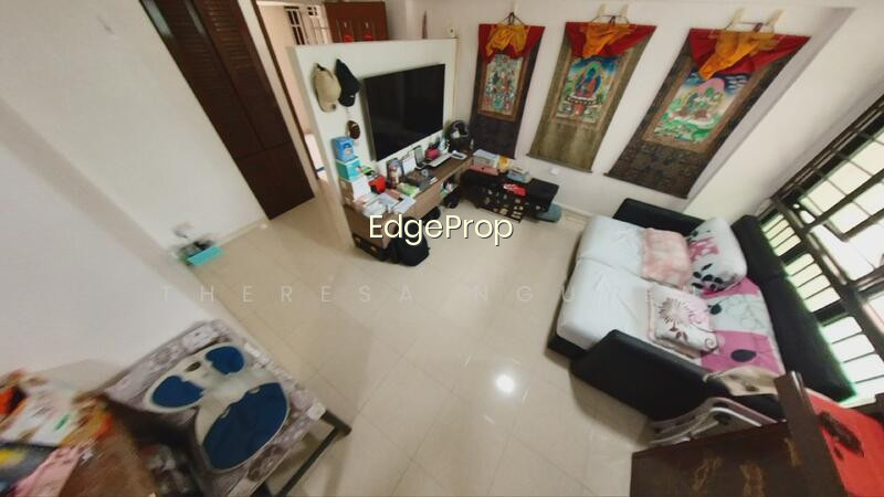 156 RIVERVALE CRESCENT photo 3