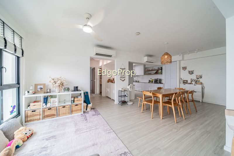 415D NORTHSHORE DRIVE photo 3
