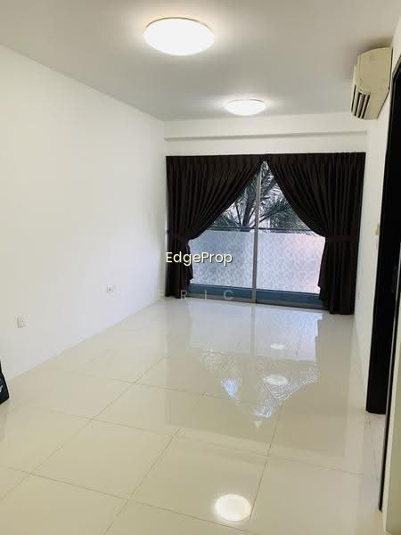 SIGLAP V image 1 of 8