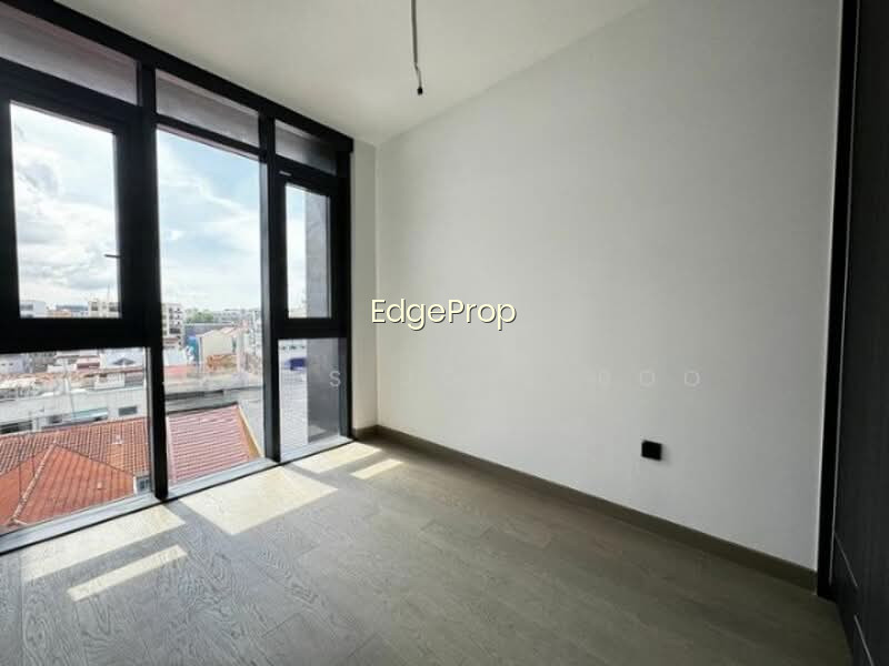 CHEAP FREEHOLD CONDO 18XX PSF| BEST INVESTMENT | NEAR ALJUNIED MRT photo 3