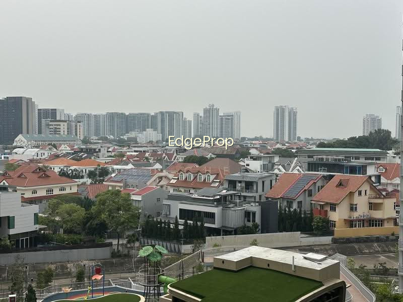 GRAND DUNMAN image 1 of 10