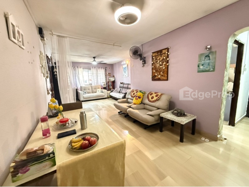 546 JURONG WEST STREET 42 photo 3