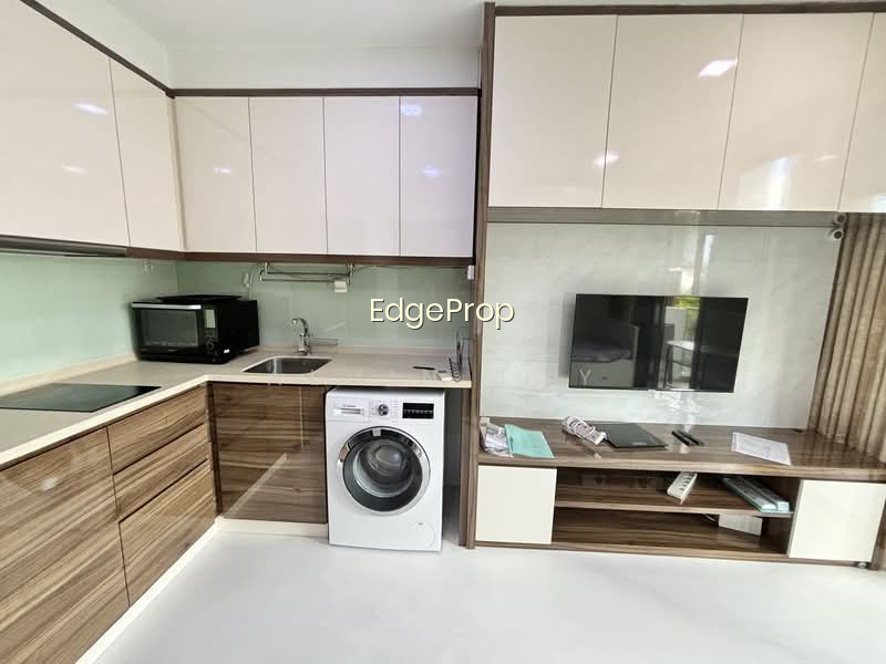 THE BENTLY RESIDENCES@KOVAN photo 4