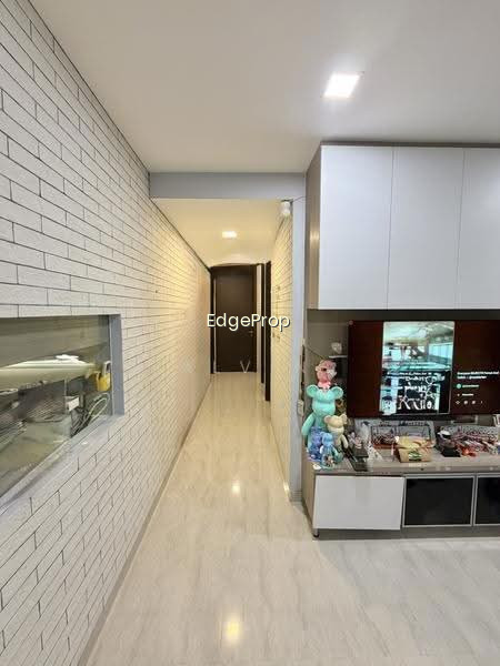 SYMPHONY SUITES photo 3
