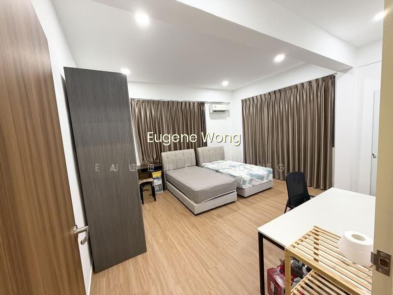NEWLY RENOVATED ENSUITE ROOMS image 1 of 9