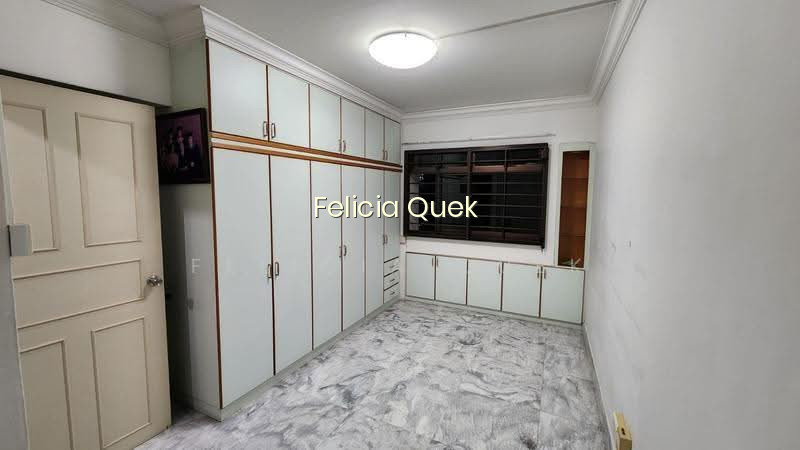 183 STIRLING ROAD image 1 of 10