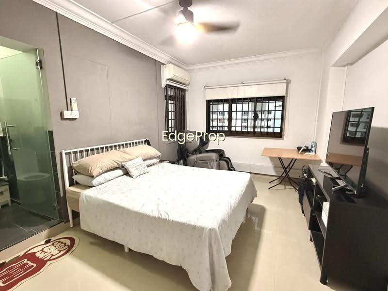 335 SEMBAWANG CLOSE photo 6