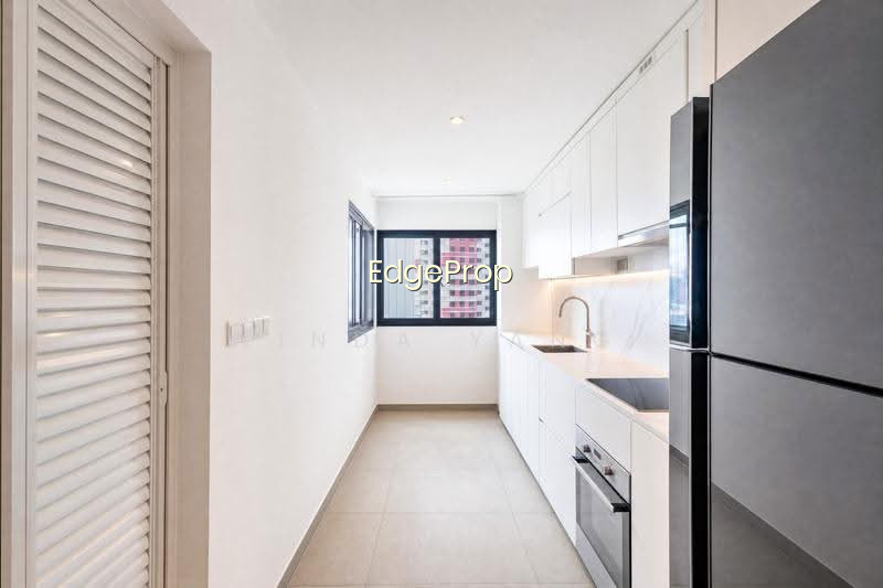 75A REDHILL ROAD photo 4