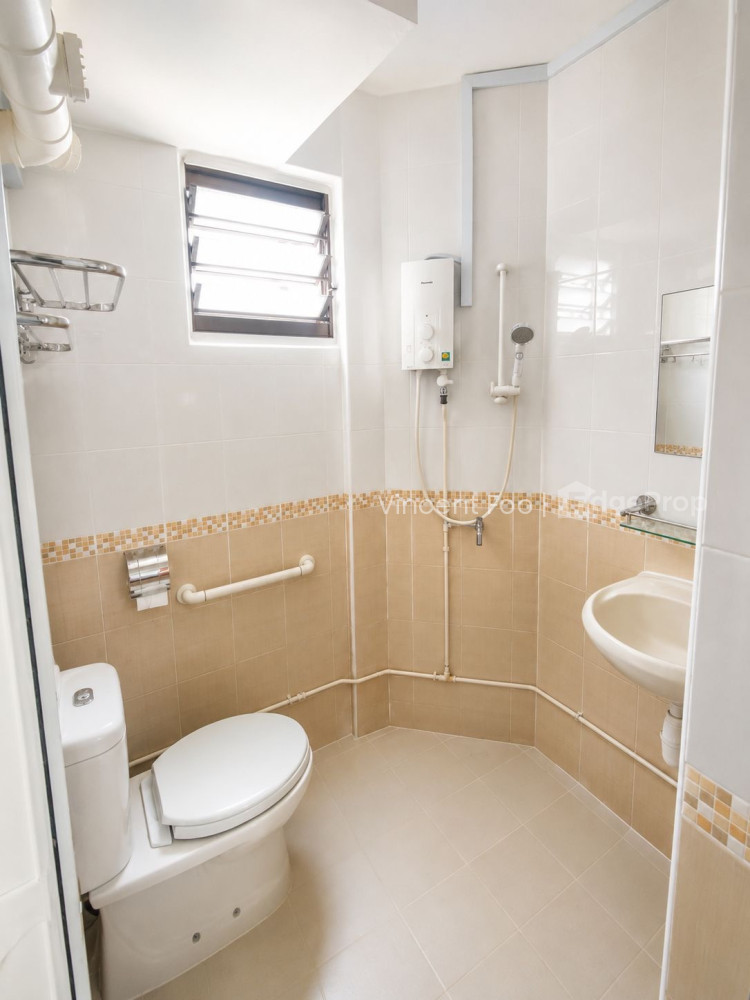 214 JURONG EAST STREET 21 photo 4