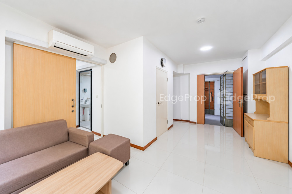 462D YISHUN AVENUE 6 photo 3
