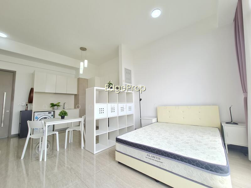 STRATUM image 1 of 10