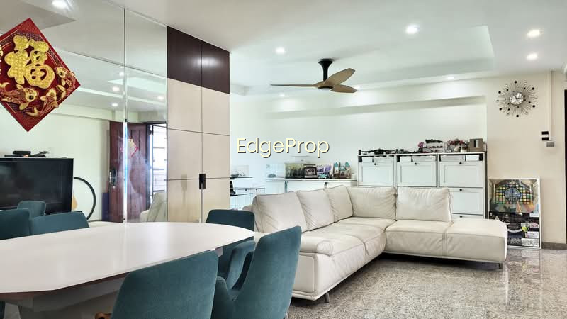 106A PUNGGOL FIELD image 1 of 10