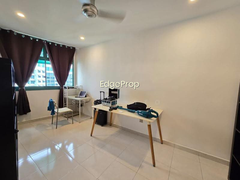 479 Segar Road photo 3