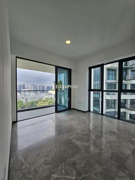 One Pearl Bank image 1 of 10