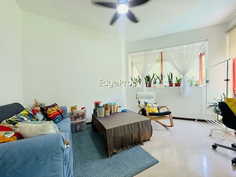 THE EDGEWATER photo 3