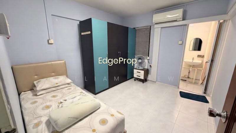575 ANG MO KIO AVENUE 10 photo 3