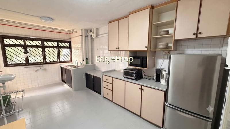 575 ANG MO KIO AVENUE 10 photo 4