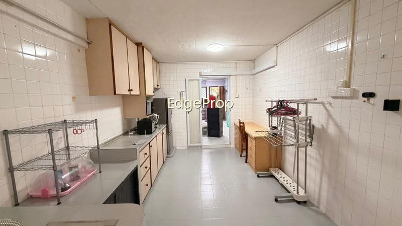 575 ANG MO KIO AVENUE 10 photo 5