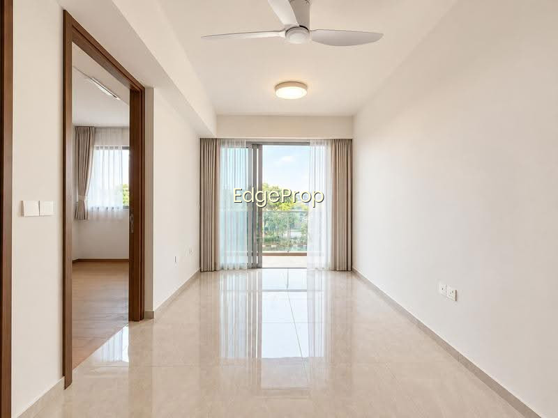 GRAND DUNMAN image 1 of 10