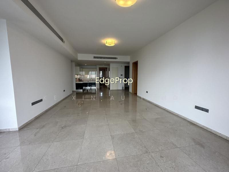 MARINA BAY SUITES photo 4