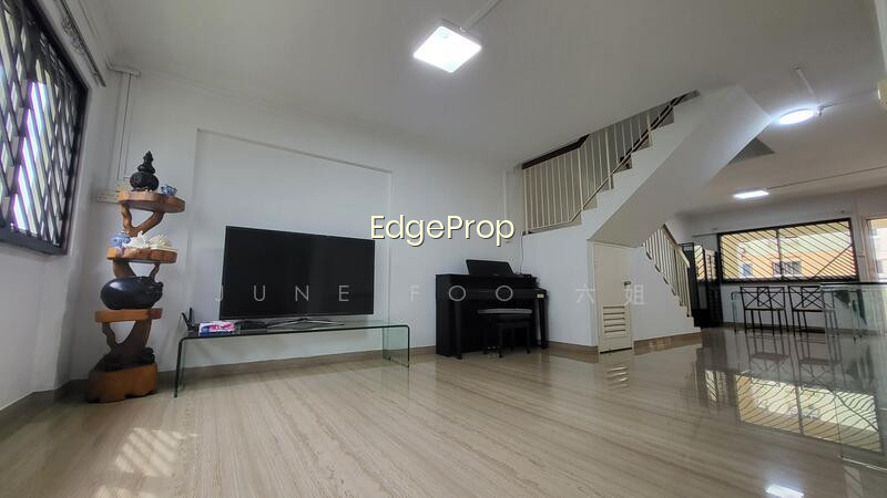 254 BANGKIT ROAD photo 2