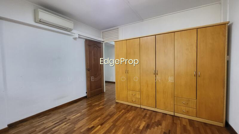 254 BANGKIT ROAD photo 5