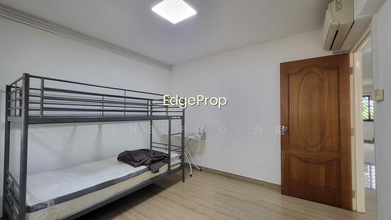254 BANGKIT ROAD photo 6