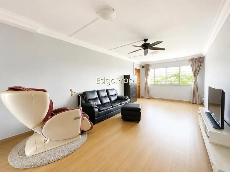 264 Bukit Batok East Avenue 4 image 1 of 8