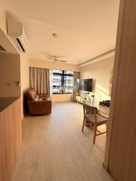 132A CANBERRA CRESCENT photo 3