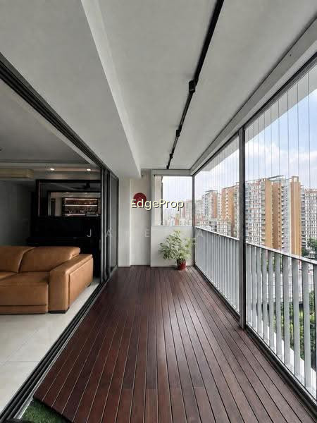 THE TERRACE photo 3
