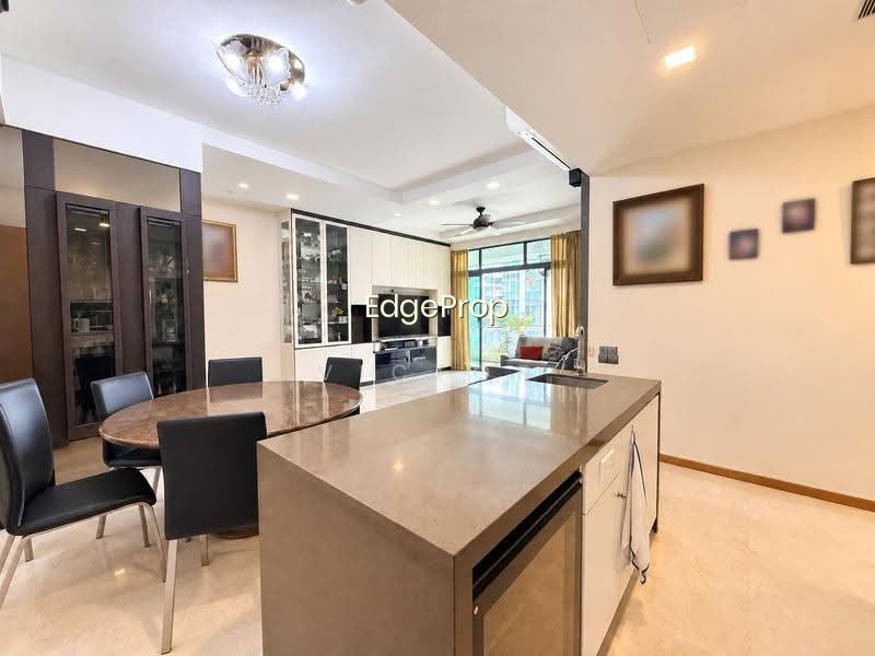 THE LINCOLN RESIDENCES photo 3