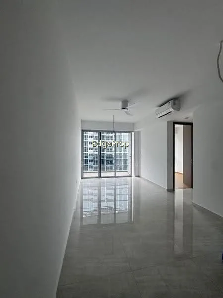 Grand Dunman image 1 of 10