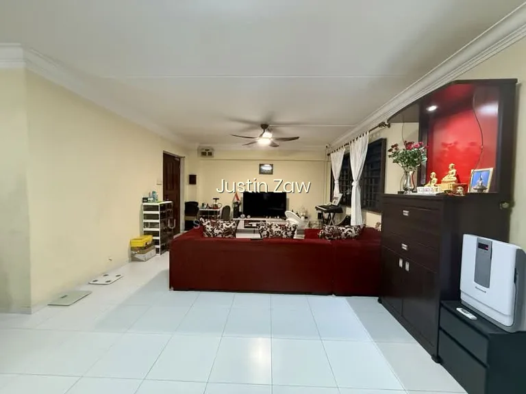 474 Sembawang Drive image 1 of 7