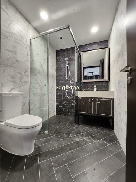 MAYFAIR GARDENS photo 3