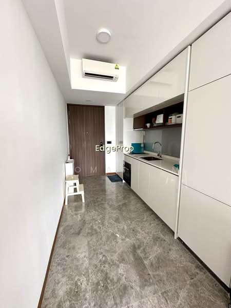 FOURTH AVENUE RESIDENCES photo 3
