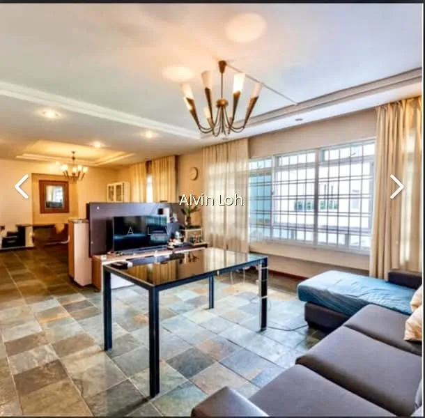 237 Pasir Ris Street 21 image 1 of 10