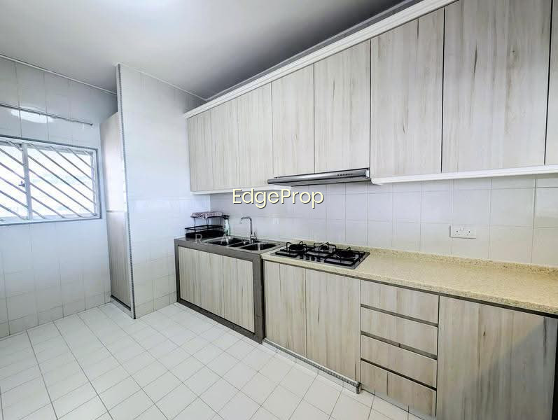 RIDGEWOOD CONDOMINIUM photo 2